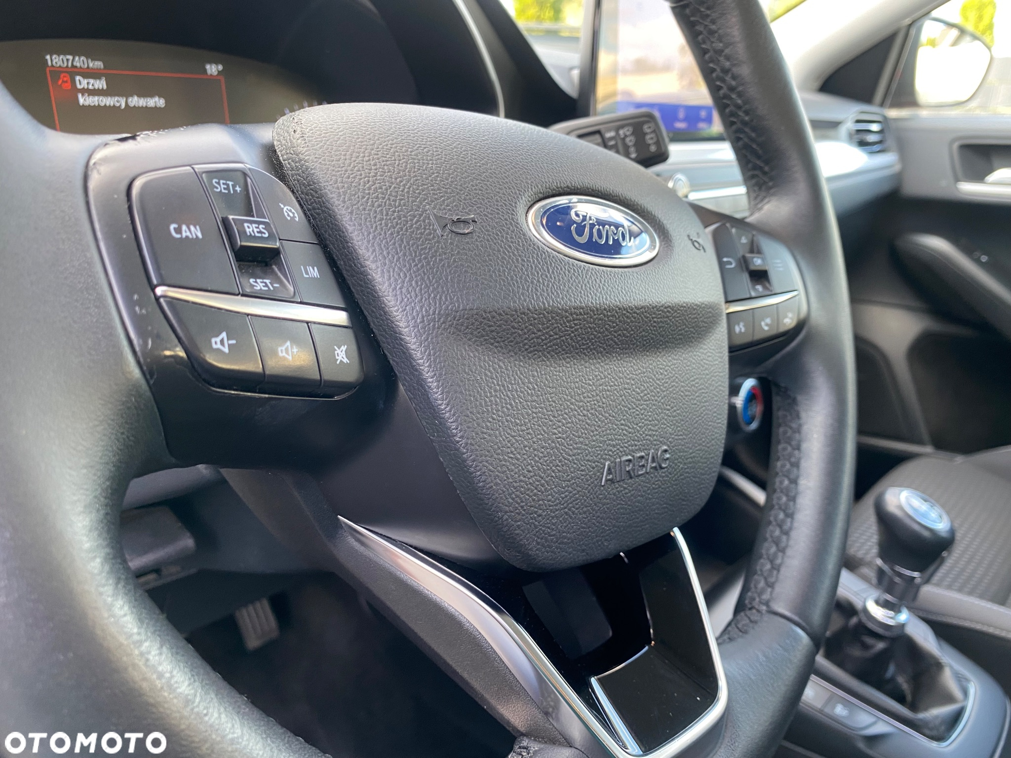 Ford Focus 1.0 EcoBoost Active Business - 9