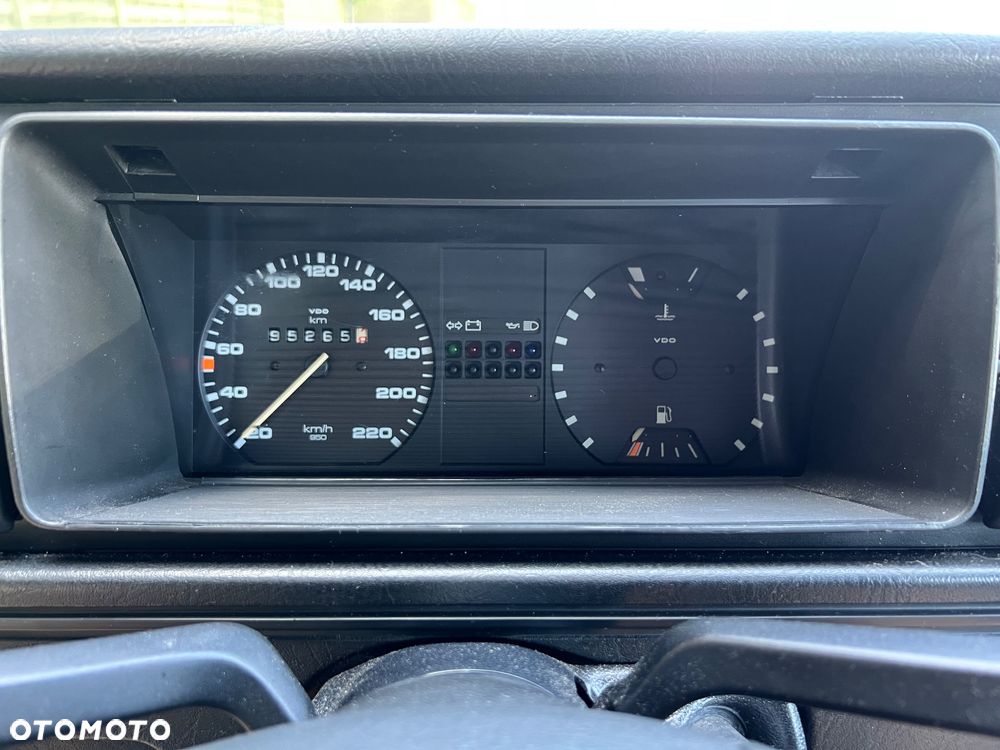Volkswagen Golf - 29
