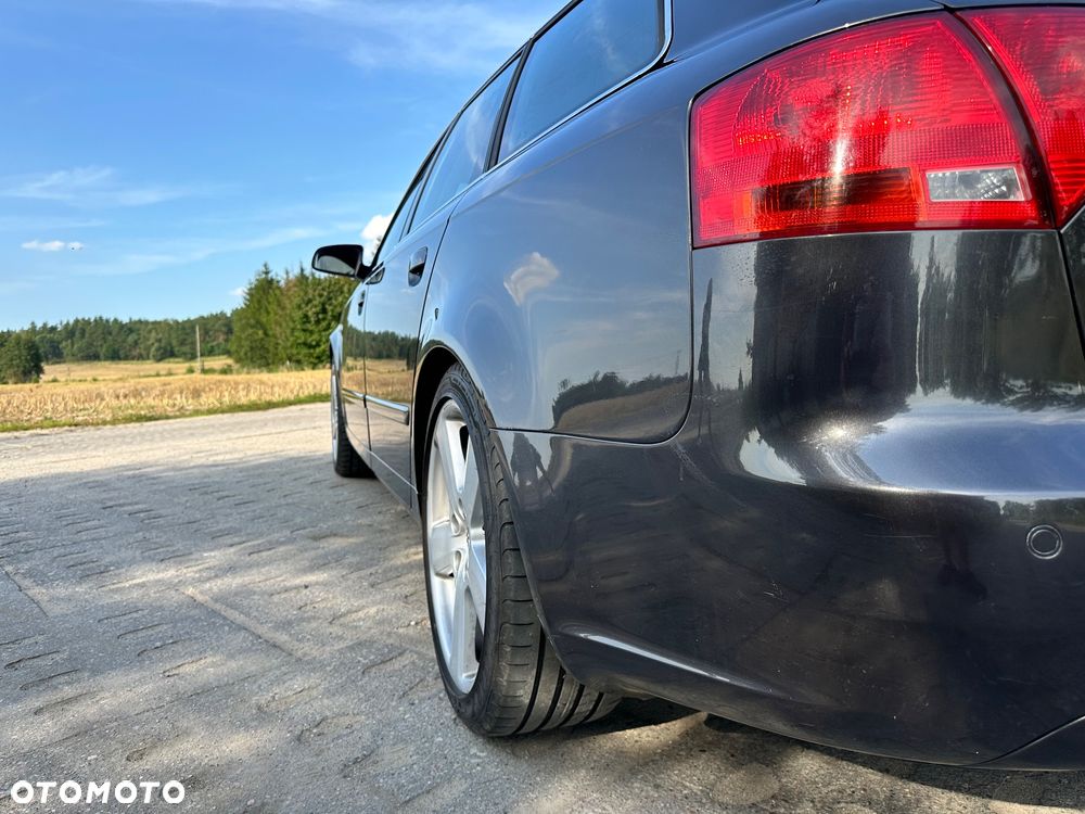 Audi A4 Avant 2.0 TDI - 32