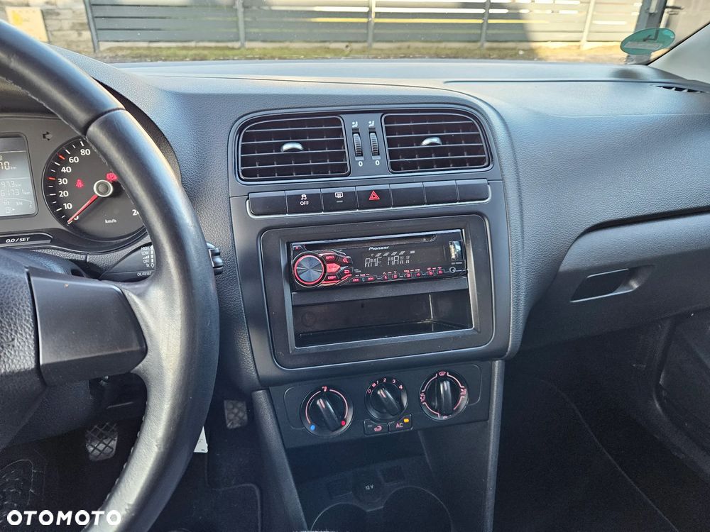 Volkswagen Polo 1.2 TSI Comfortline - 15