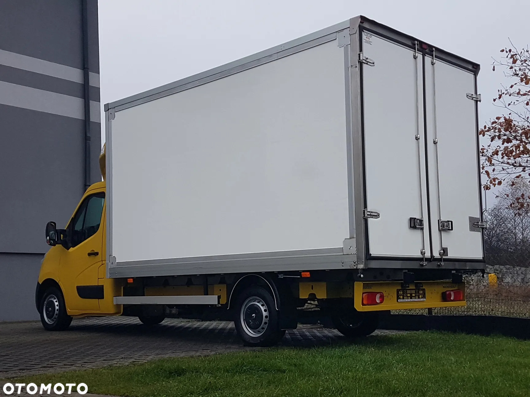 Renault MASTER KONTENER 8EP 4,21x2,23x2,22 KLIMA MANUAL KRAJOWY 6-BIEGÓW - 28