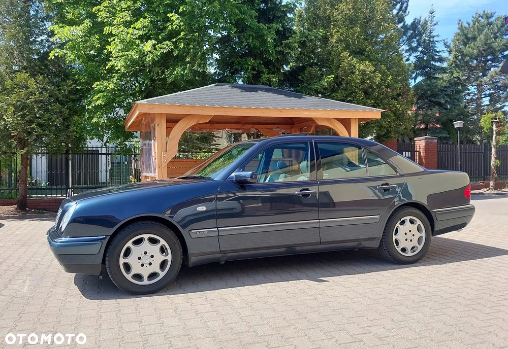 Mercedes-Benz Klasa E - 5