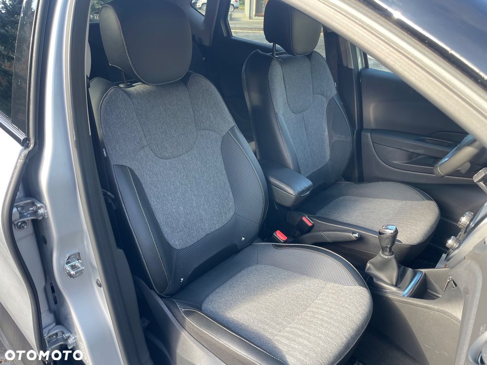 Renault Captur 0.9 Energy TCe Winter Edition - 28