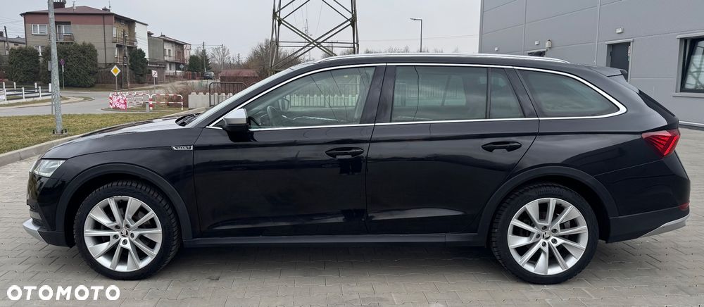 Skoda Octavia 2.0 TDI 4x4 Scout DSG - 4