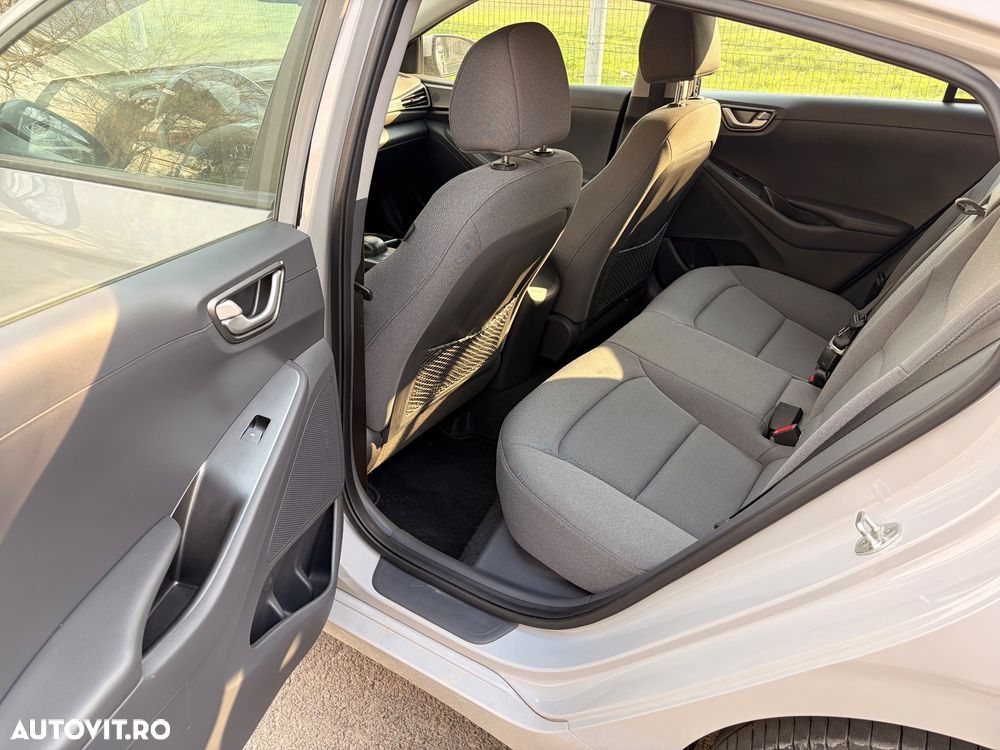 Hyundai IONIQ Business - 15