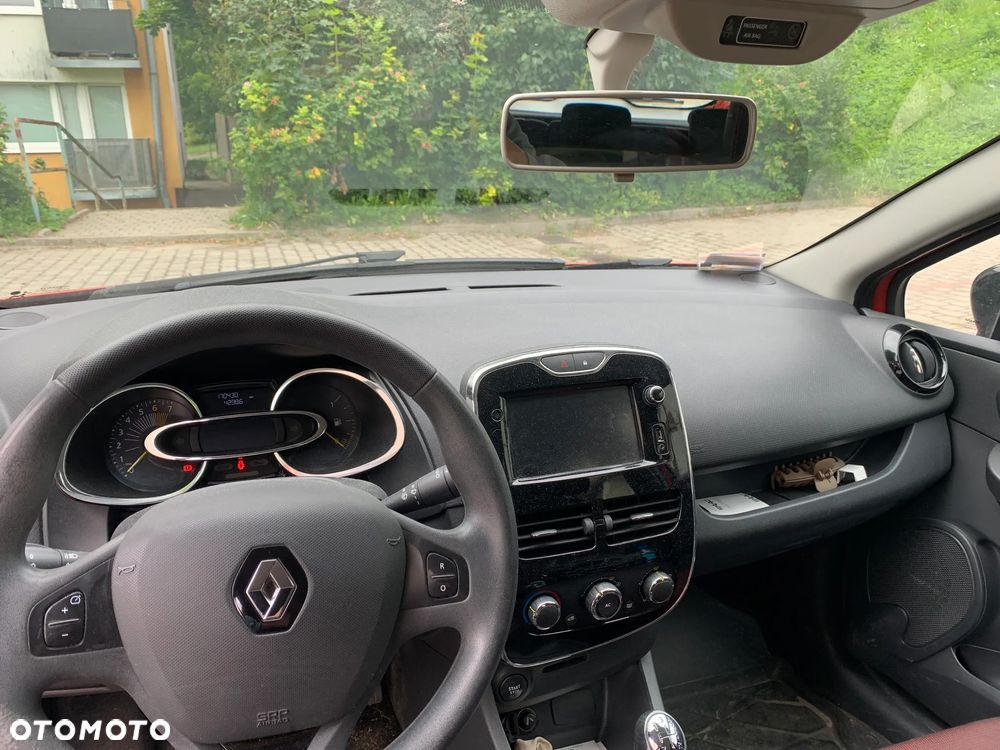 Renault Clio 1.2 16V Authentique - 6