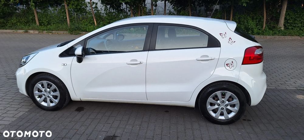 Kia Rio - 1