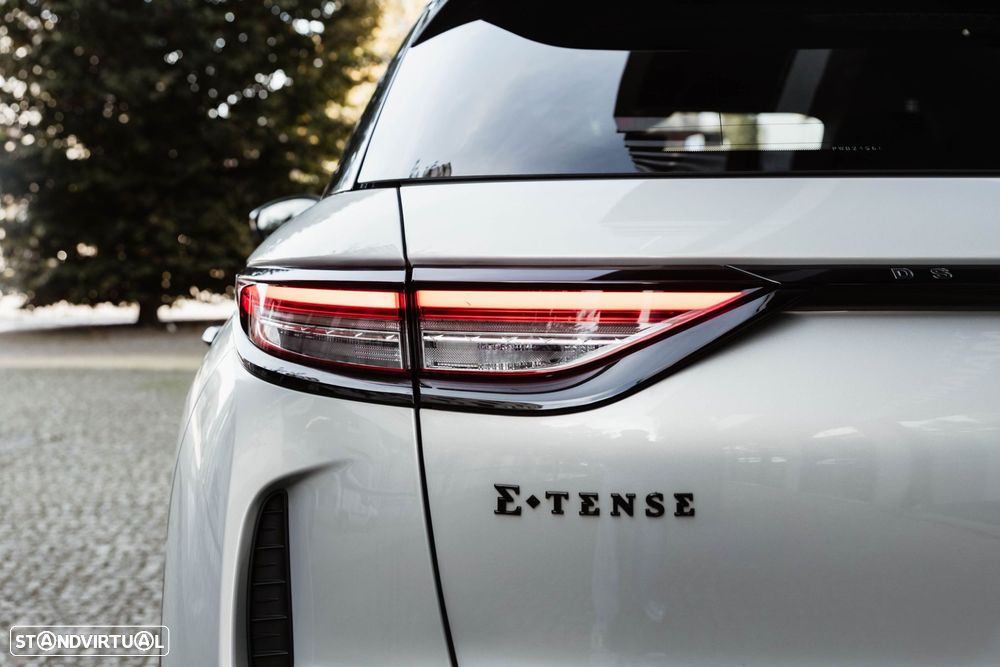 DS DS3 E-Tense Performance Line + - 17