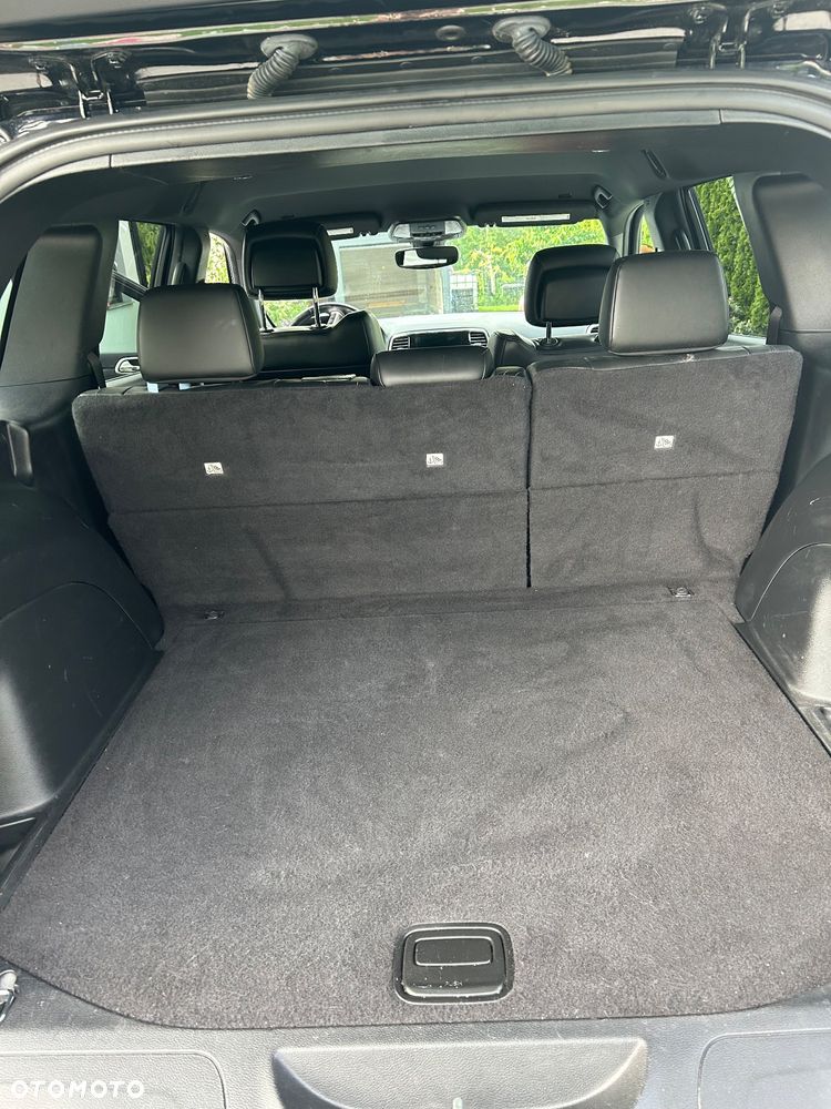 Jeep Grand Cherokee - 13
