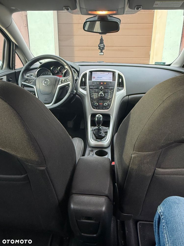 Opel Astra 1.6 Cosmo - 17