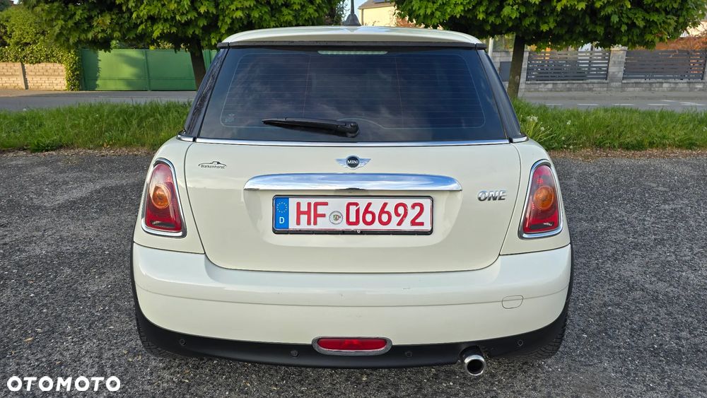 MINI ONE - 6