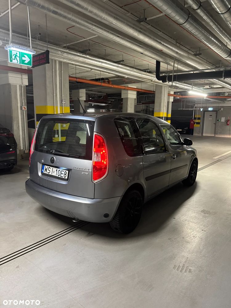 Skoda Roomster 1.4 16V - 10