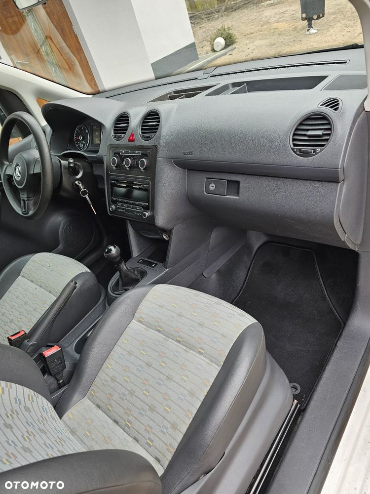 Volkswagen Caddy - 14