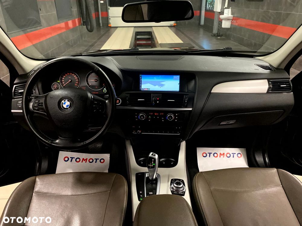 BMW X3 xDrive20d - 17