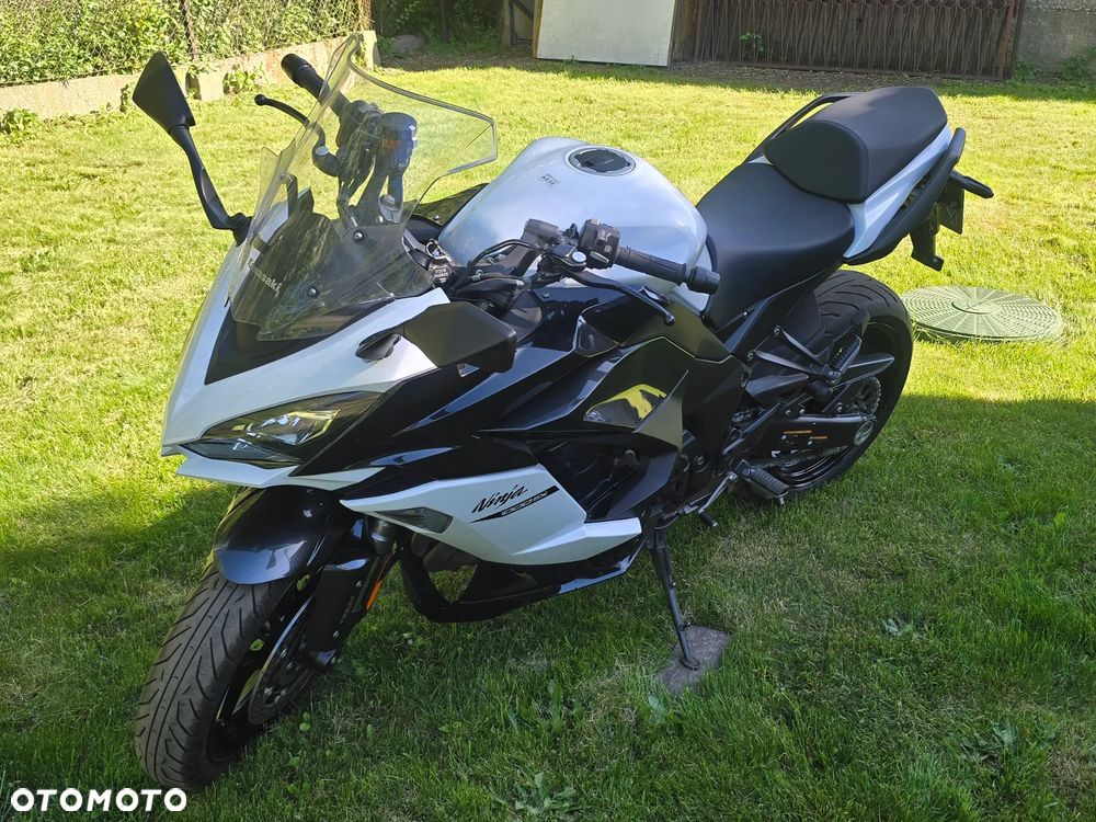 Kawasaki Ninja 1000 SX - 3