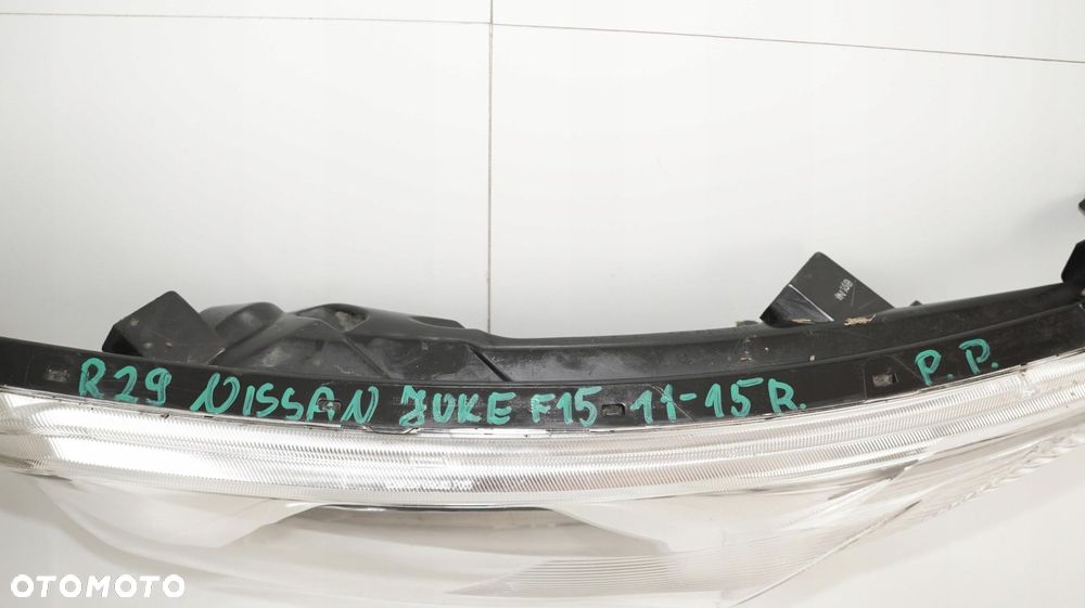 LAMPA PRAWY PRZÓD PRZEDNIA NISSAN JUKE 11-13R - 2