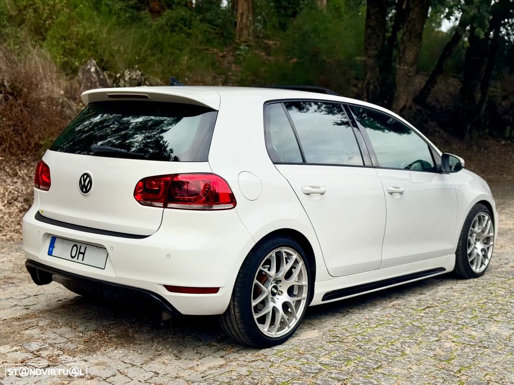 VW Golf 2.0 GTI DSG - 3