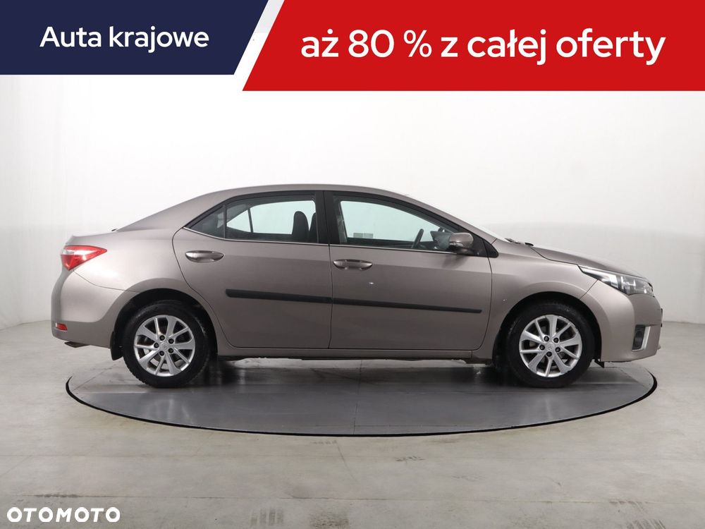 Toyota Corolla - 8