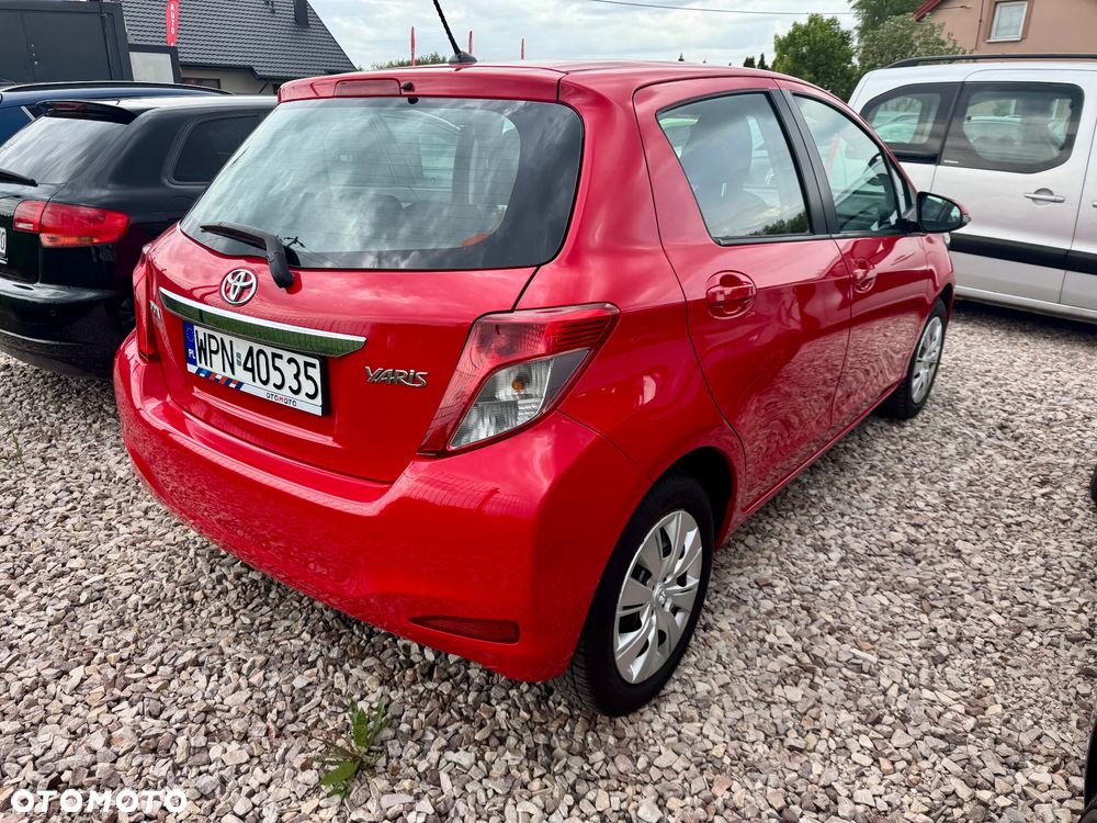 Toyota Yaris - 17