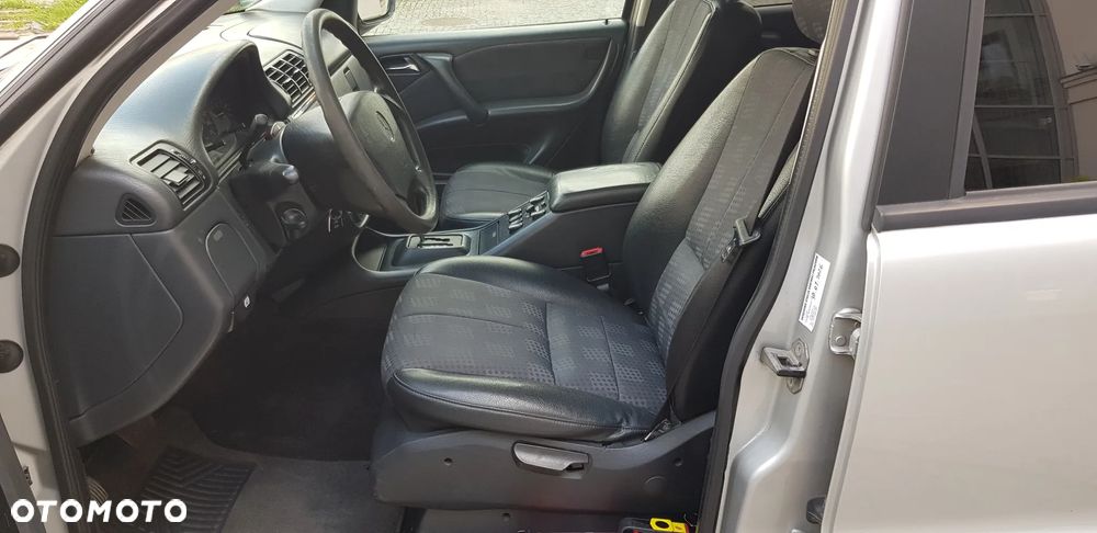 Mercedes-Benz ML 320 - 9