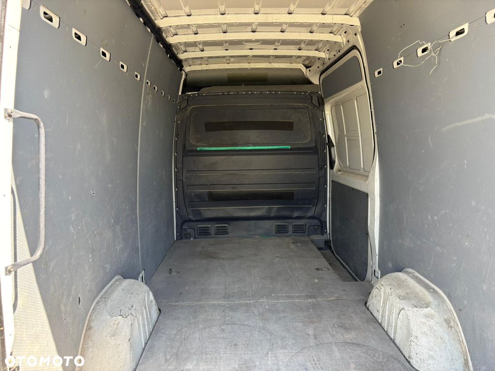 Volkswagen CRAFTER - 15
