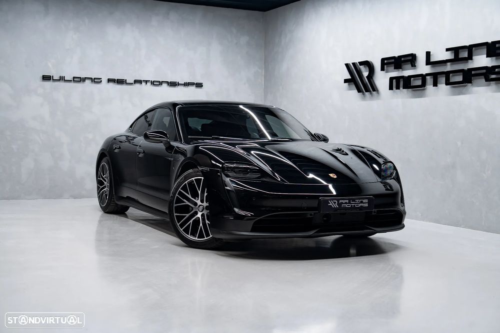 Porsche Taycan 2023 photo 3