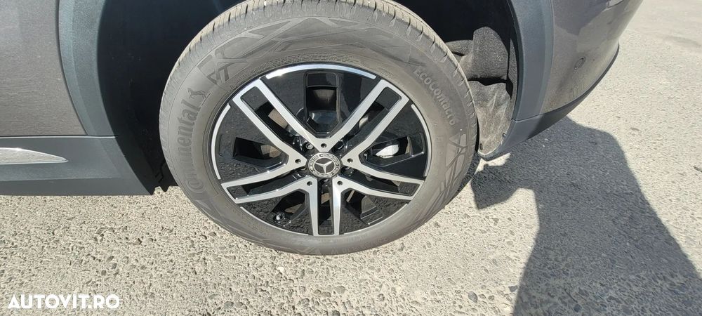 Mercedes-Benz GLA - 9