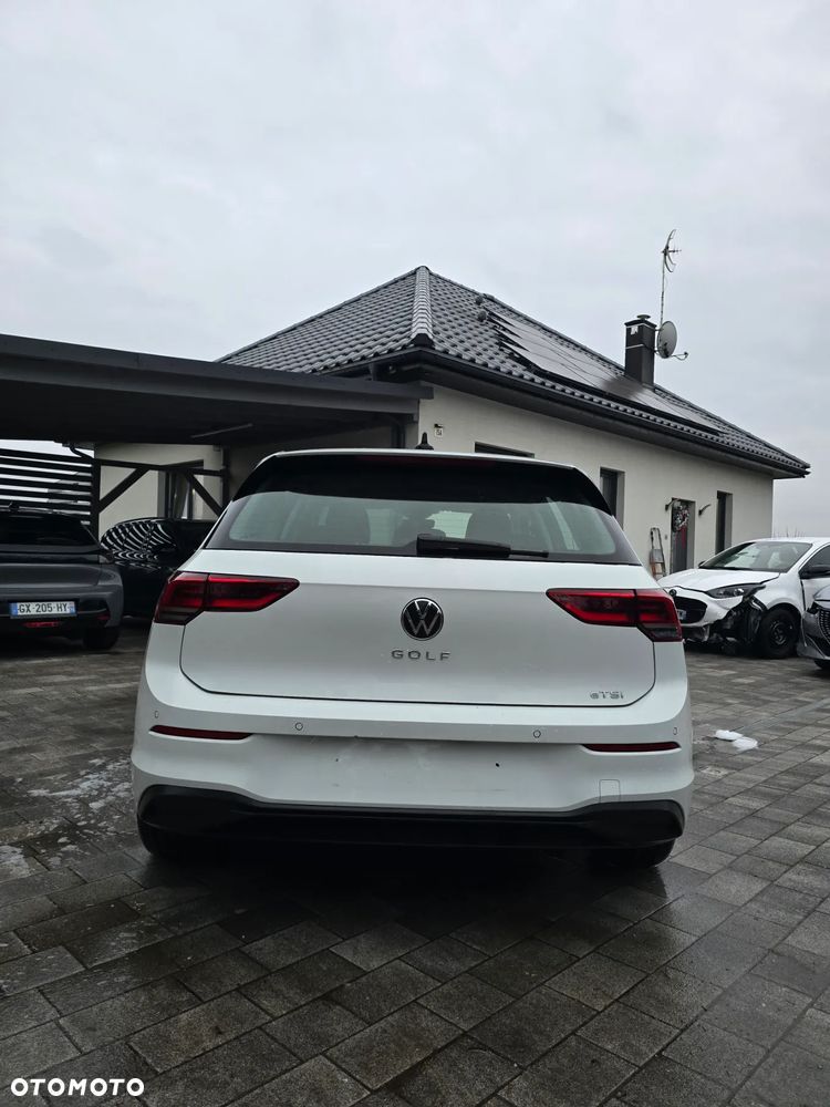 Volkswagen Golf 1.5 eTSI OPF DSG Active - 9