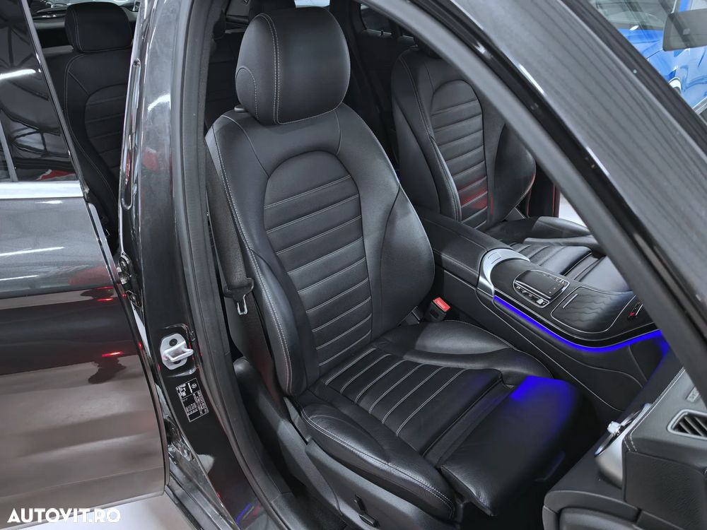 Mercedes-Benz GLC 300 de 4Matic 9G-TRONIC - 11