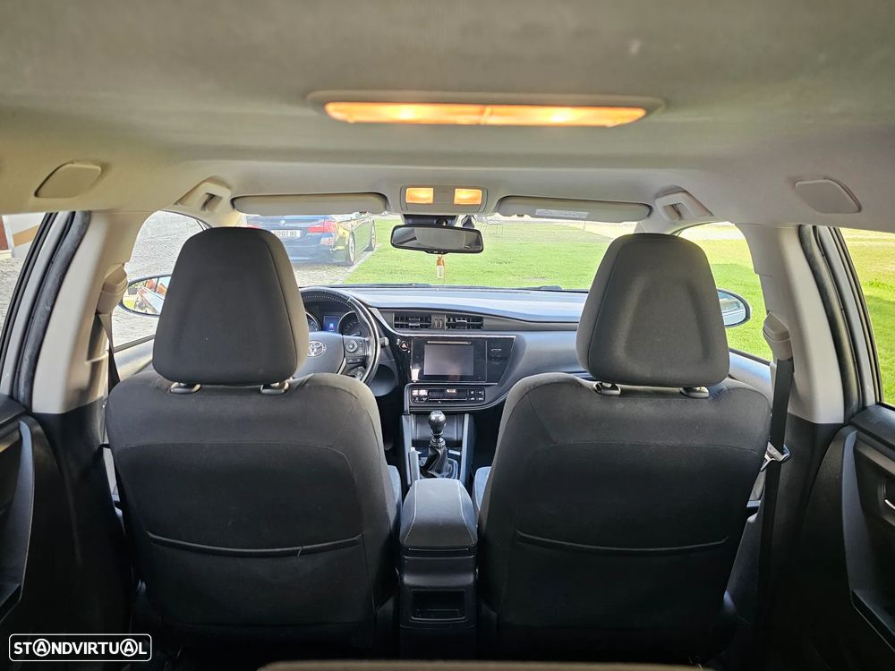 Toyota Auris Touring Sports 1.4 D-4D Comfort+Pack Sport - 30