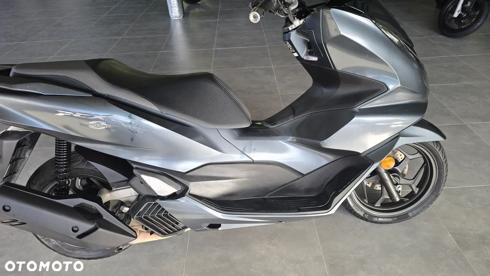 Honda PCX - 24