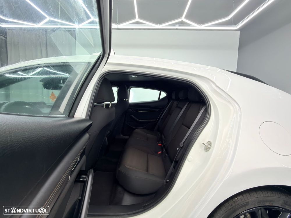 Mazda 3 e-SKYACTIV-G 122 M HYBRID HOMURA - 8