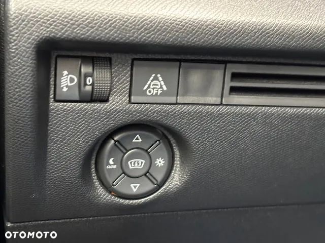 Citroën C4 1.5 BlueHDi Shine S&S - 27