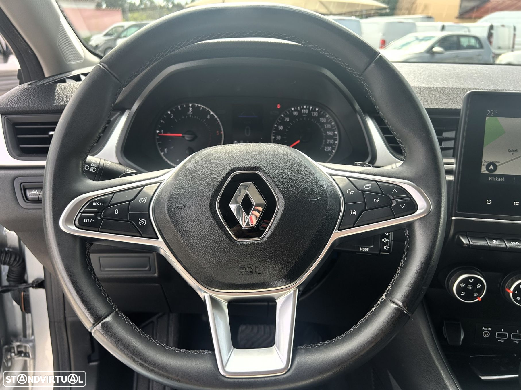 Renault Captur - 14