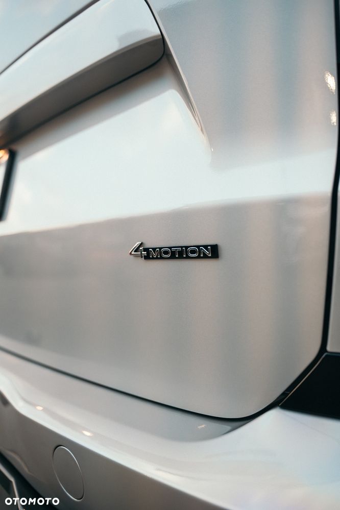 Volkswagen Caravelle 2.0 TDI L2 4Motion Life - 12