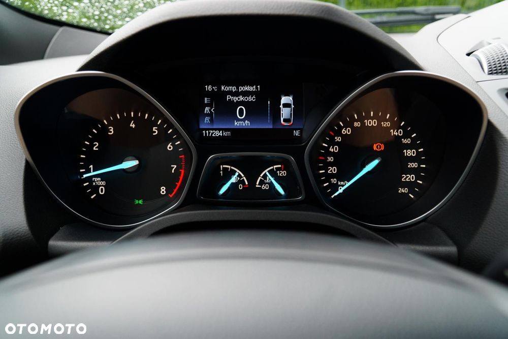 Ford Kuga - 29