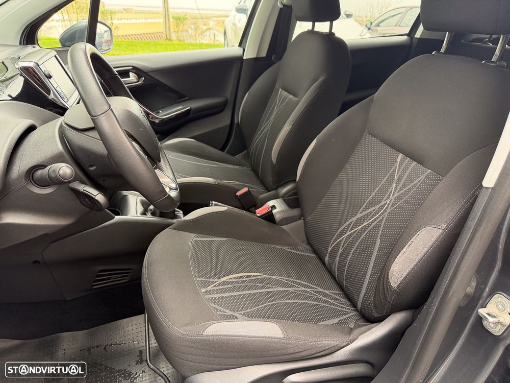 Peugeot 208 1.2 PureTech Active - 7