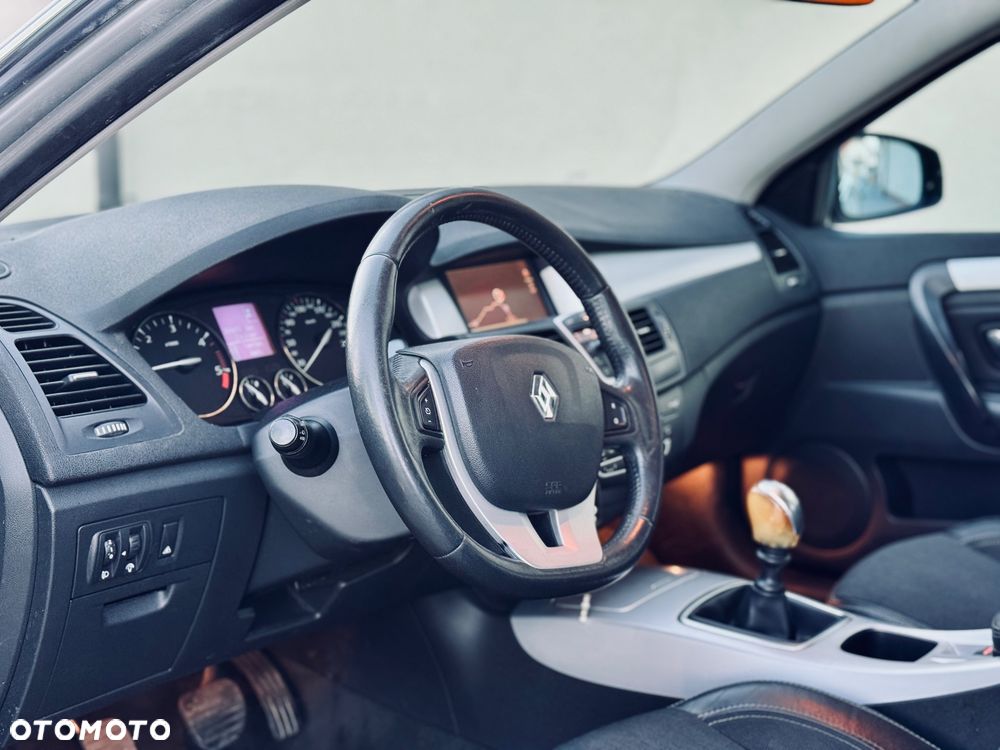 Renault Laguna 2.0 DCi Dynamique - 11