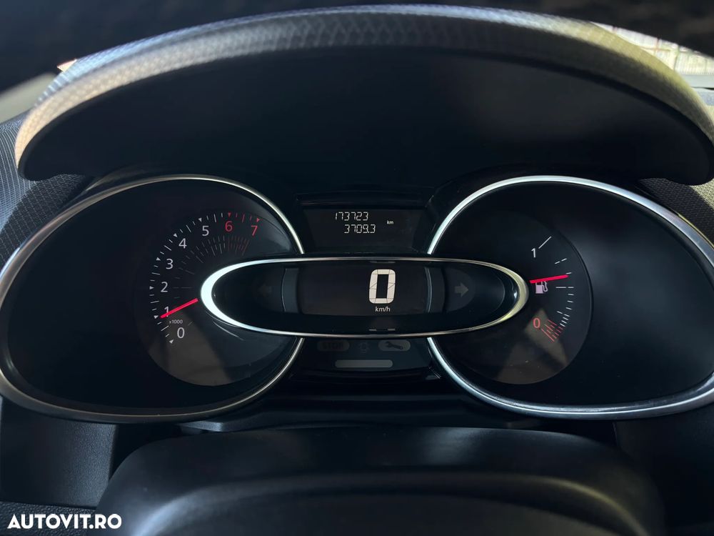 Renault Clio 0.9 TCe Life - 13