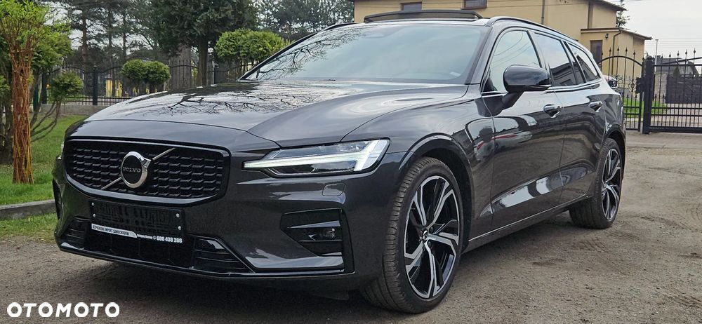Volvo V60 B4 B DKG Plus Dark - 1