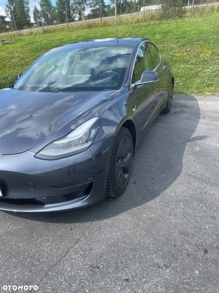 Tesla Model 3 Langstreckenbatterie Allradantrieb Dual Motor - 5