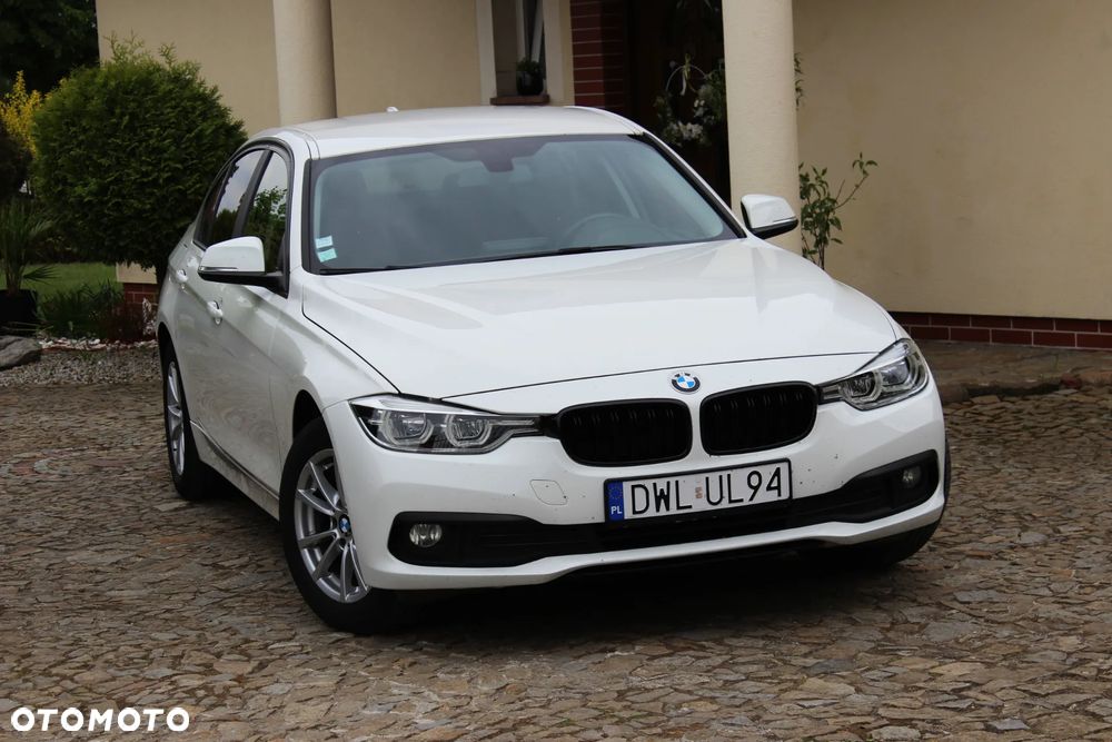 BMW Seria 3 316d Edition Luxury Line Purity - 30