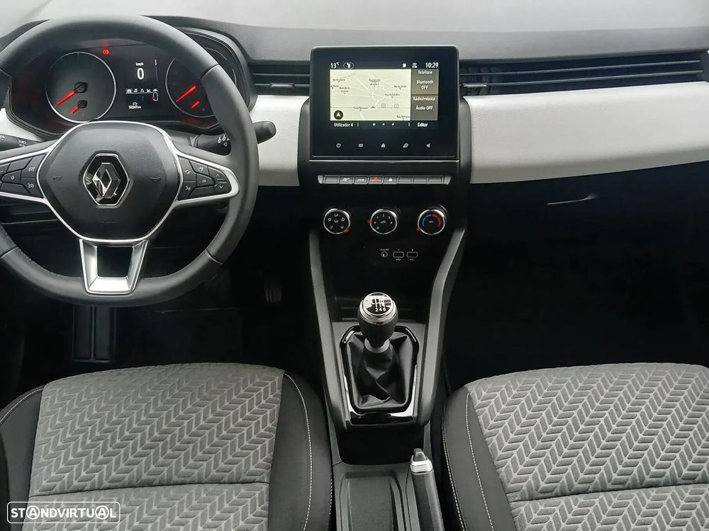 Renault Clio - 19