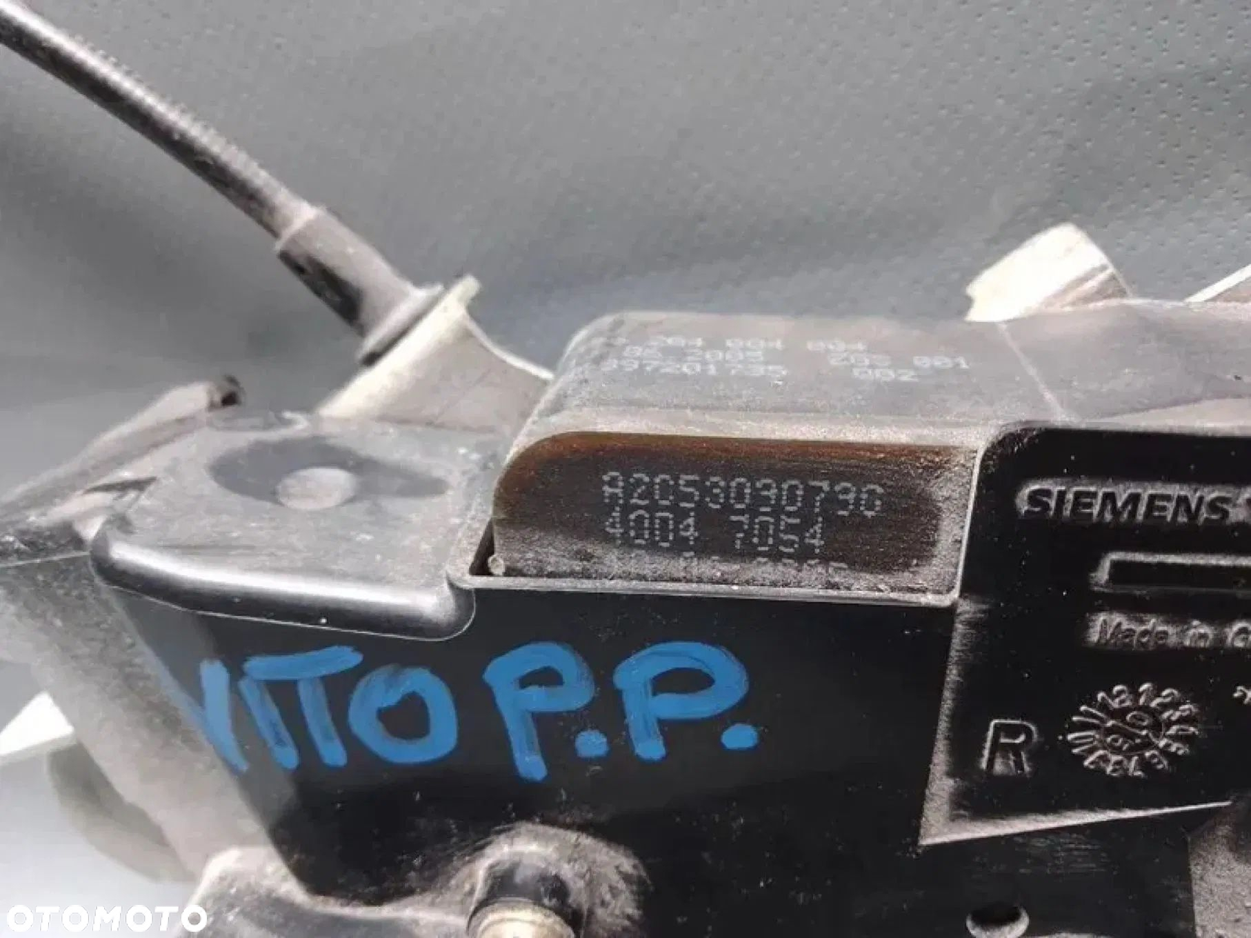 Zamek Drzwi Przedni Prawy Przód Mercedes Vito W639 A6397201735 - 4