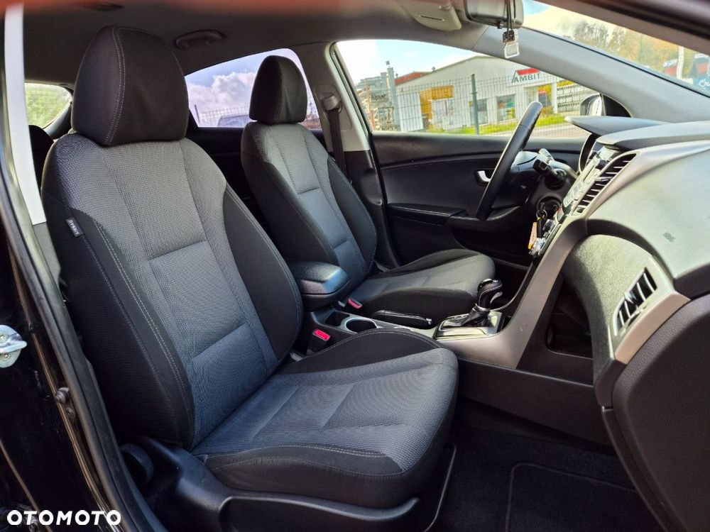 Hyundai i30 - 19