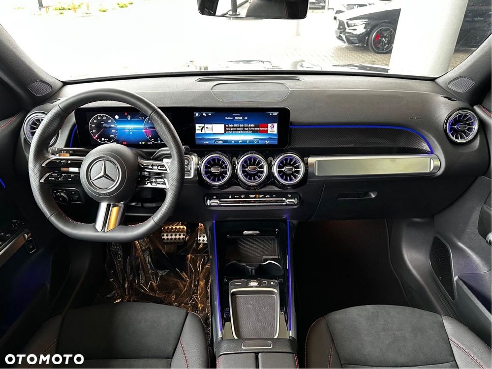 Mercedes-Benz GLB - 7