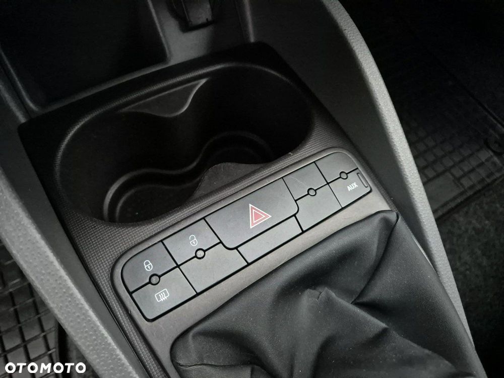 Seat Ibiza 1.4 16V Reference - 19