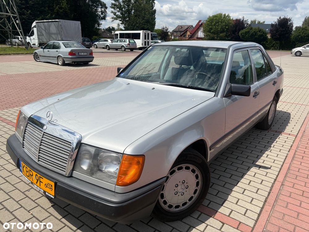 Mercedes-Benz W124 (1984-1993) - 9