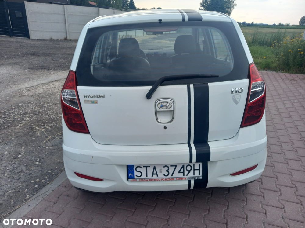 Hyundai i10 1.1 UEFA EURO 2012 Edition - 5