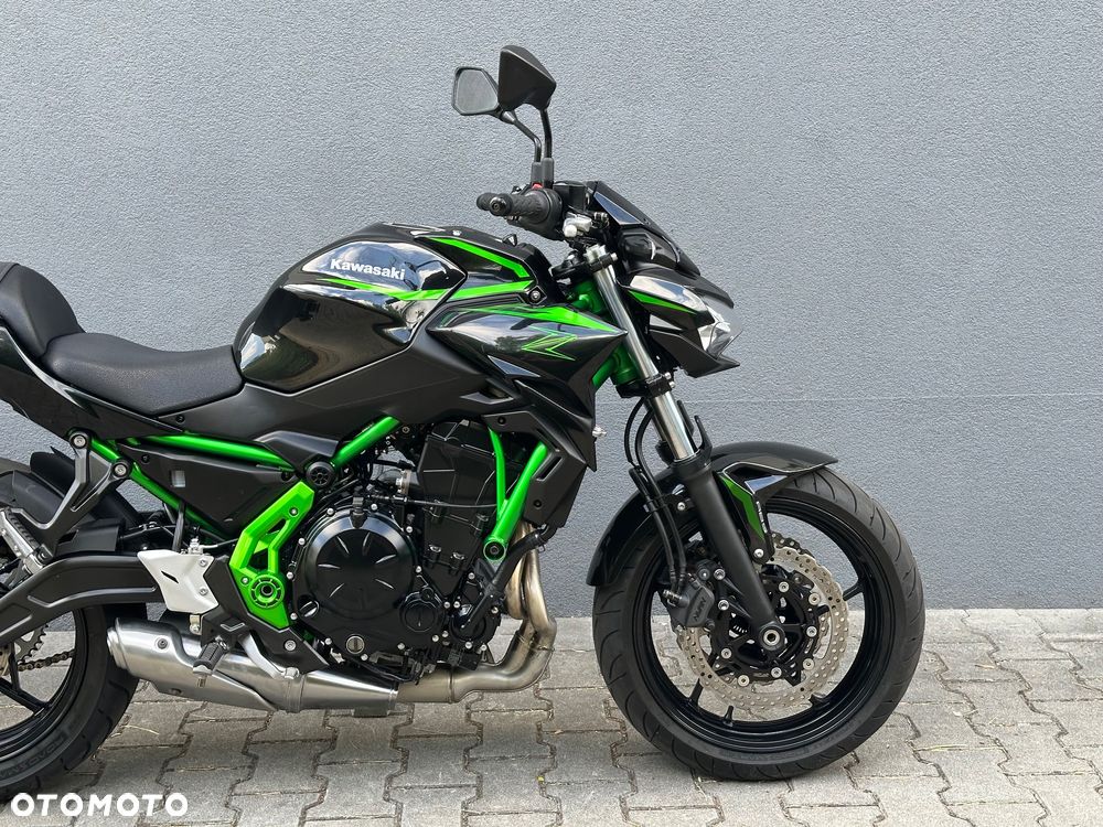 Kawasaki Z 650 - 10